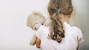 Unheimlich nervig, unheimlich lustig: Eine Mutter erzählt: 20 Gründe, warum mein Kind einen Trotzanfall bekommt